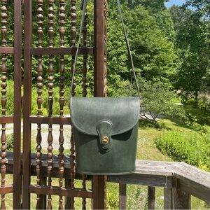 RARE Coach Bradley Bucket 9936 Bottle Green Leather Turnlock Vintage 90s *READ*